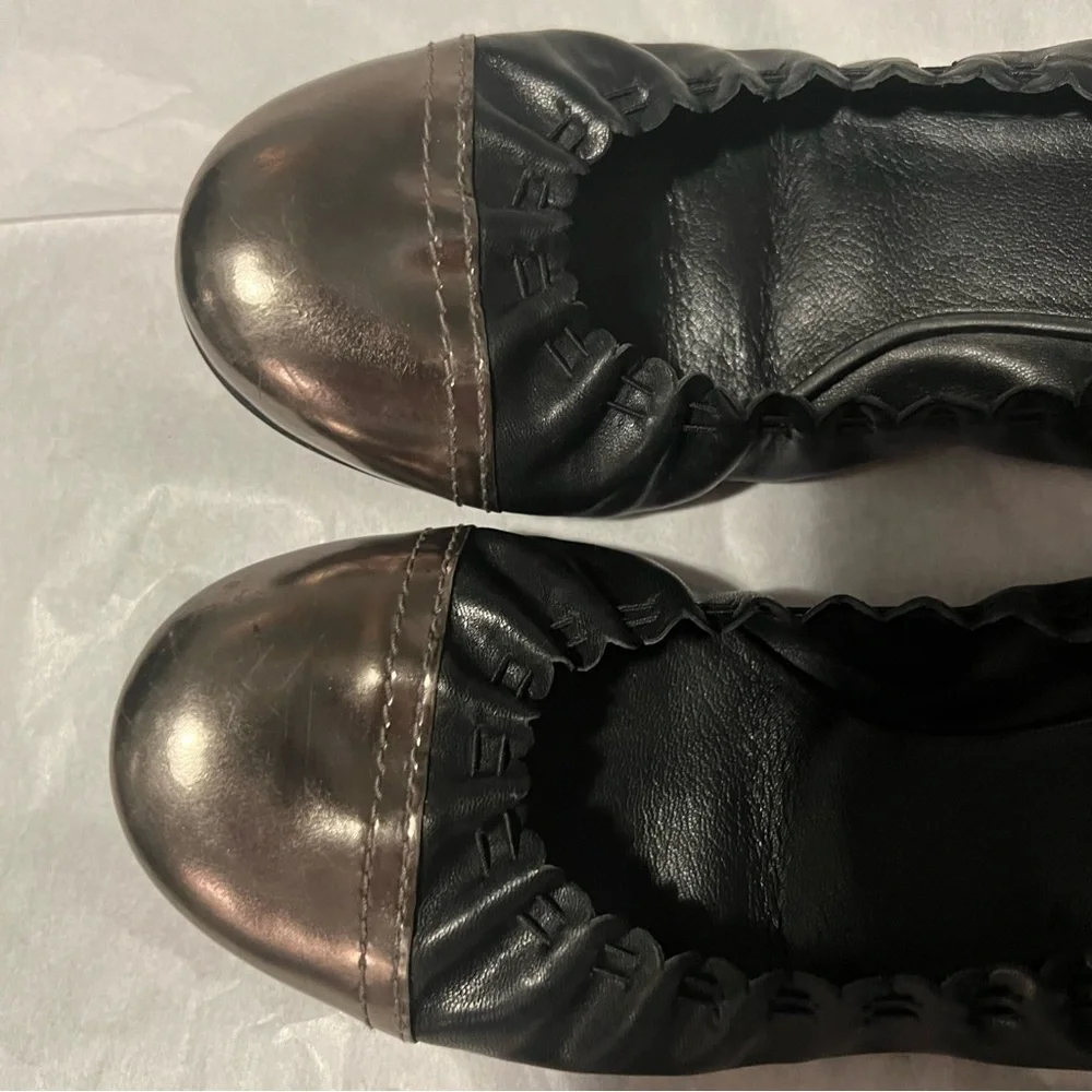 Tory Burch Abbey Elastic Back Ballet Flat Silver/pewter metallic toe black sz 8M